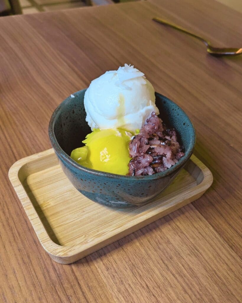 Mango Sticky Rice | Kiyomi